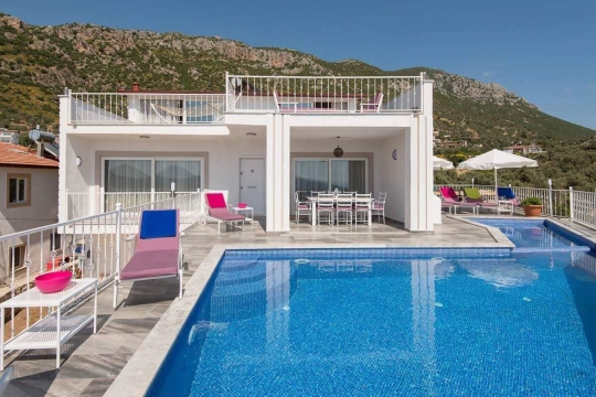 Villa Charm