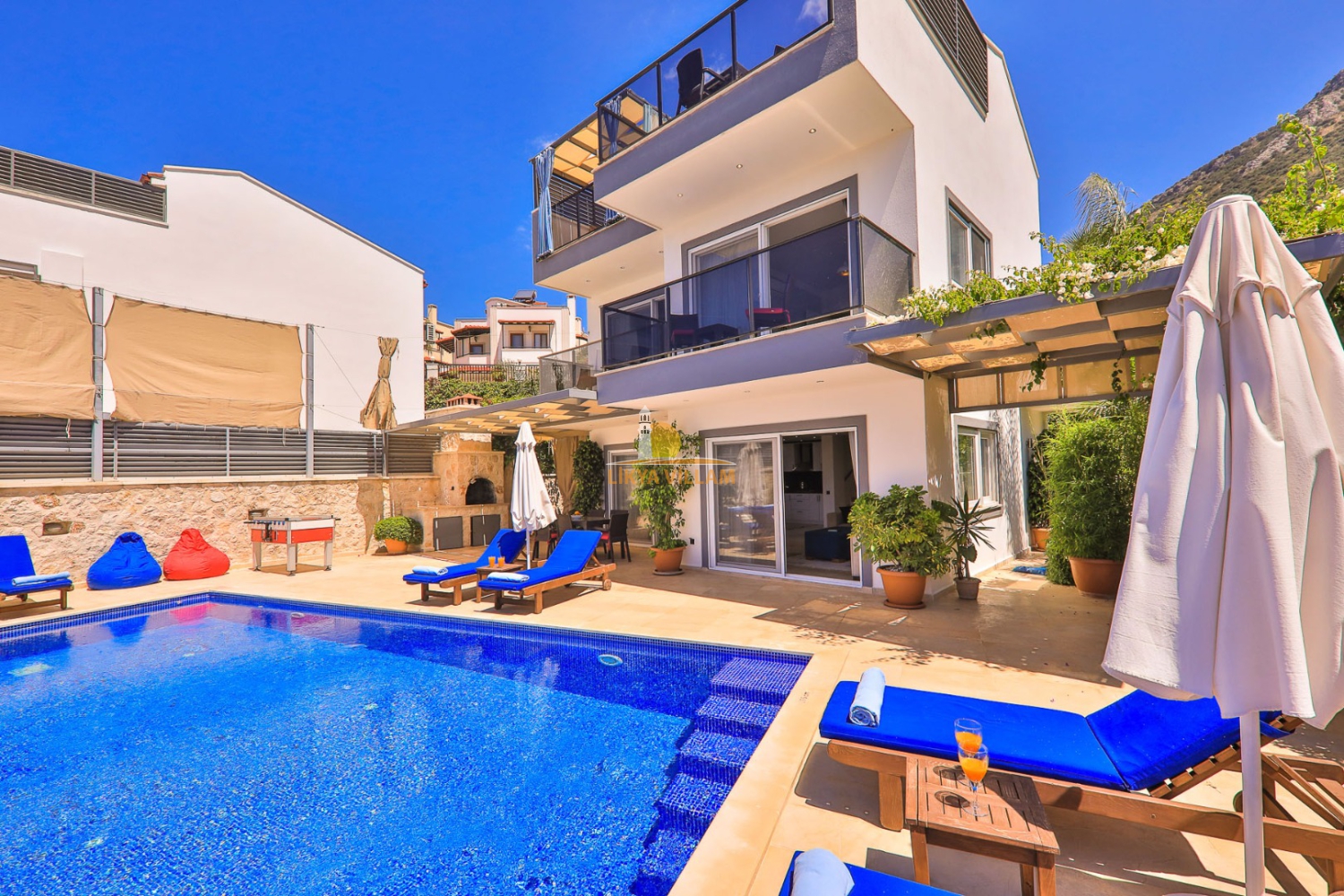 Kalkan Deniz Manzaralı Villa Esma - Likya Villam