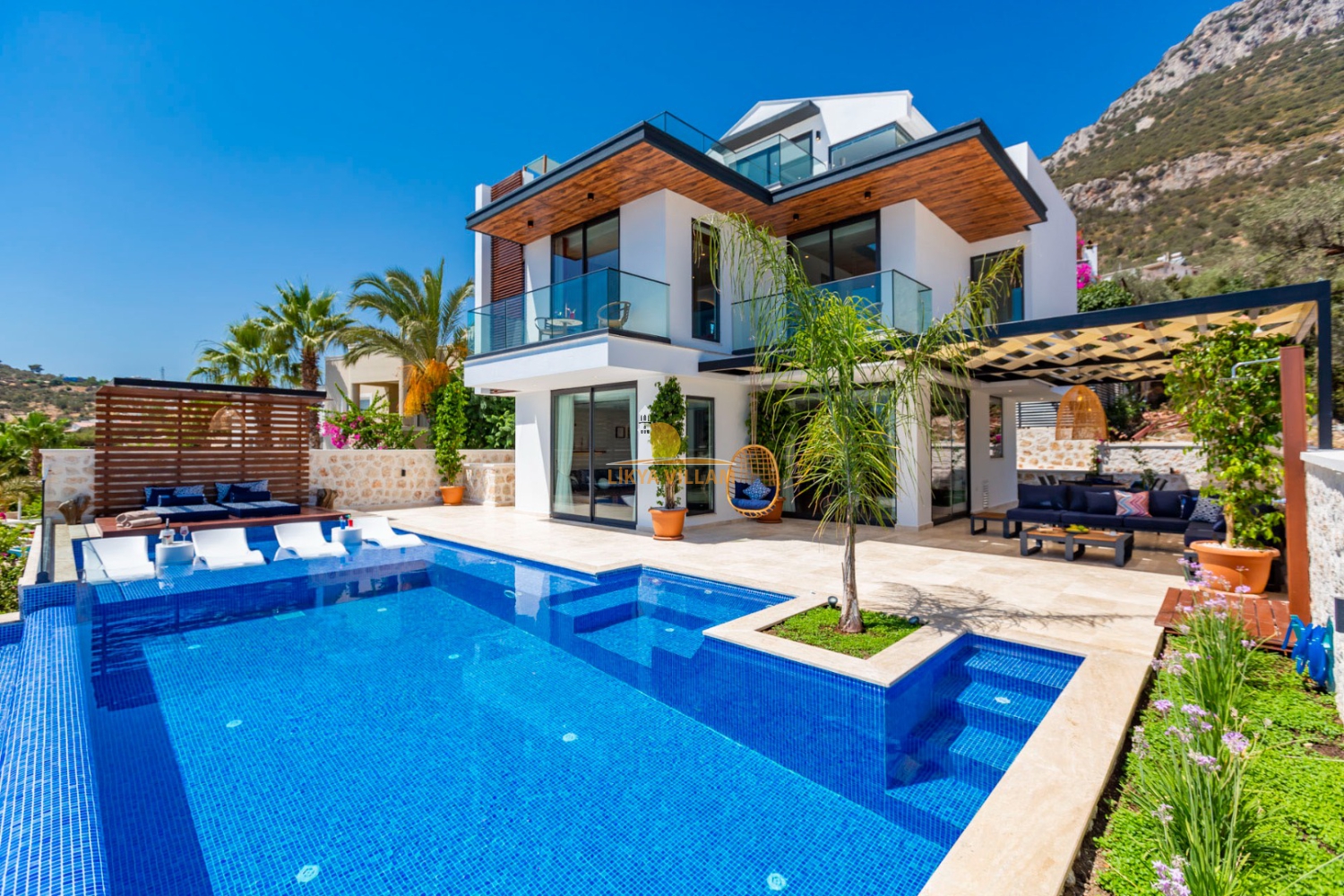 Villa Fi - Deniz Manzaralı, Saunalı, Kapalı Havuzlu, Lüks Villa | Likya Villam
