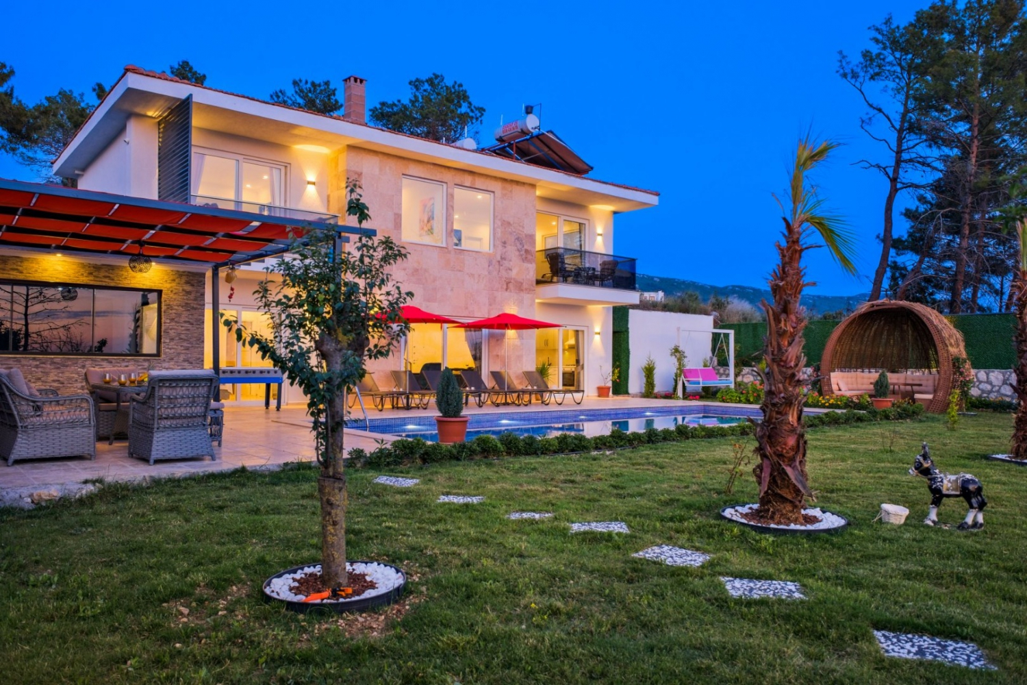 Villa Layla Uno - Bahçeli, Özel Havuzlu Tatil Villası | Likyavillam