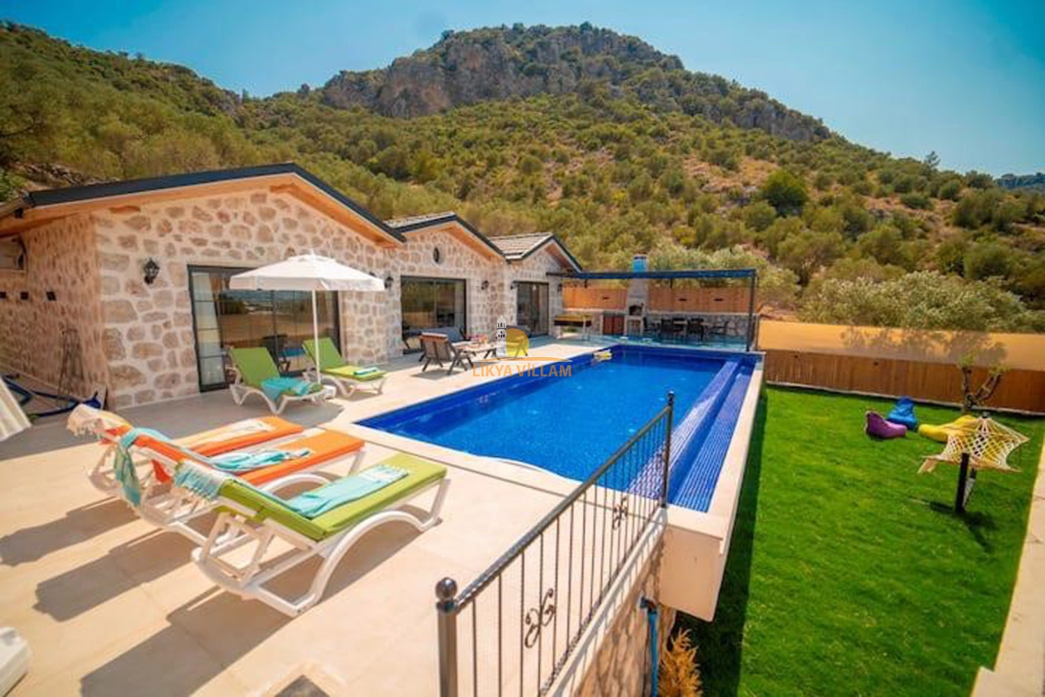 Kalkan Geniş Bahçeli Villa Stane - Likya Villam